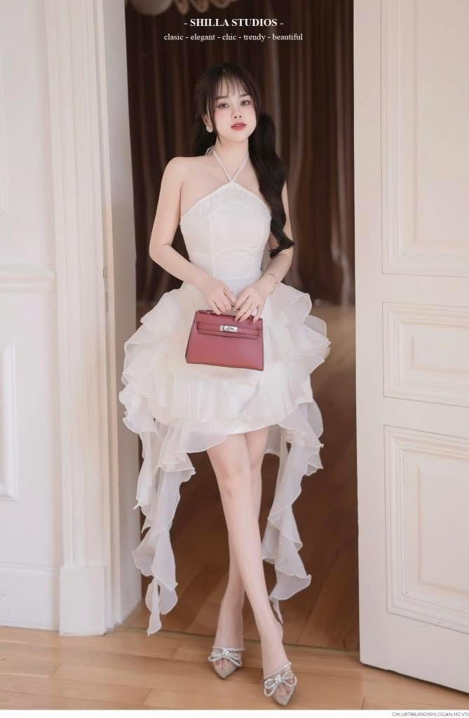 https://www.vayhoasim.vn/Đầm yếm ngắn tua rua SHILLA - Size M - Mã TRMK049